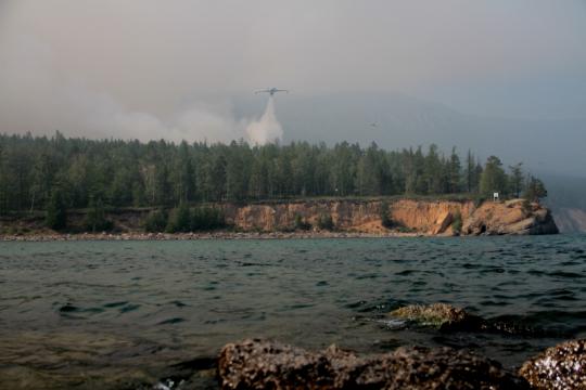 Самолёт-амфибия БЕ-200ЧС. Источник фото: www.38.mchs.gov.ru